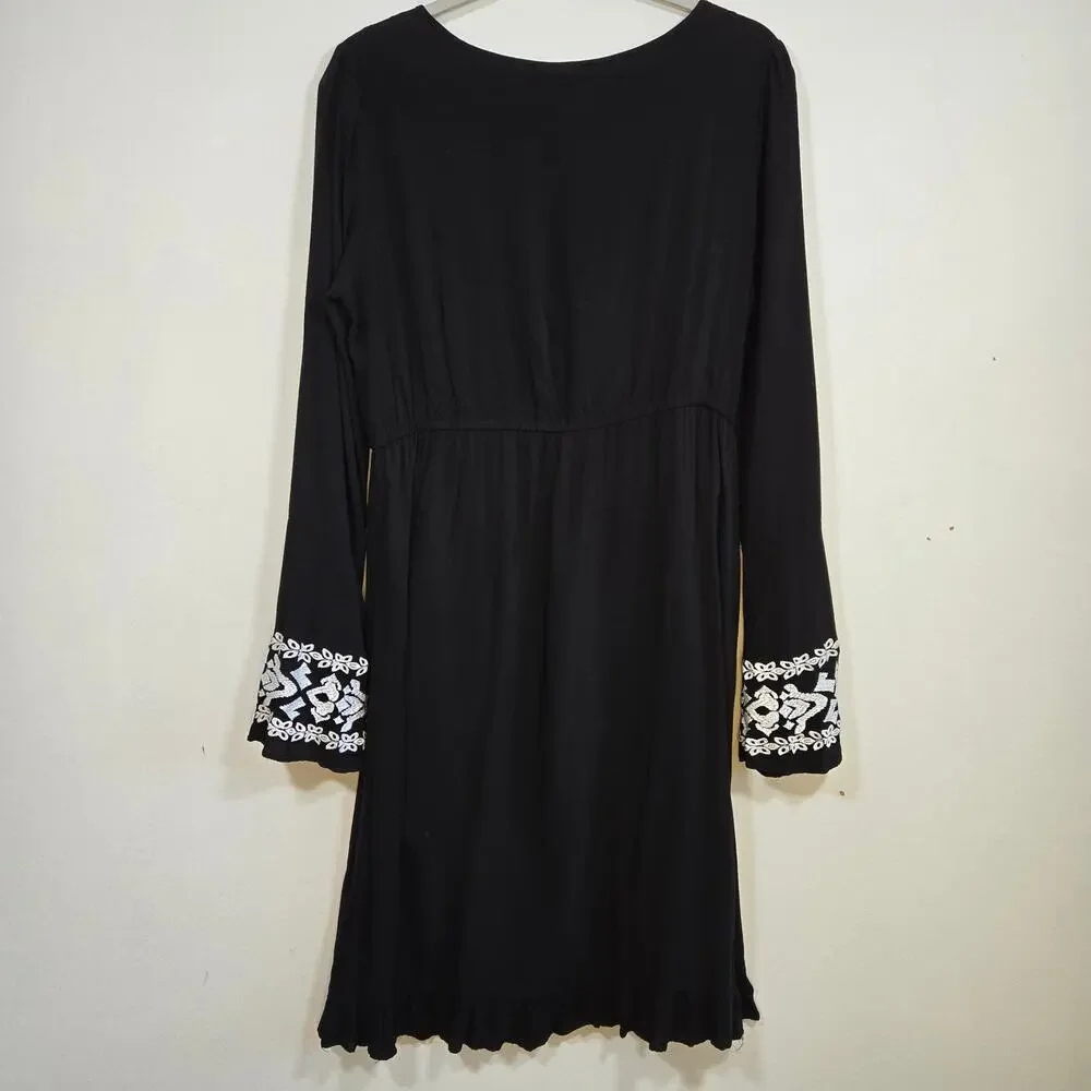 Stetson Black With White Embroidery Dress. Size Large - Picture 2 of 10